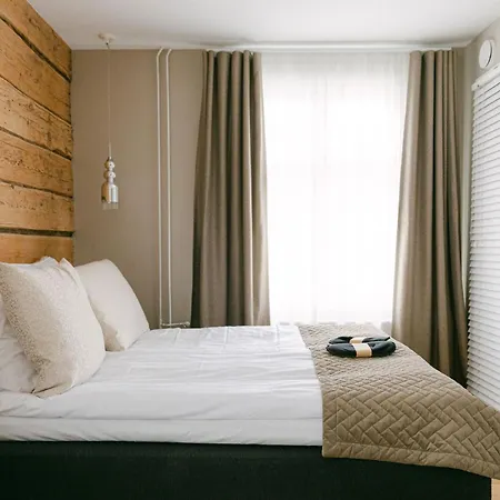 Отель Lillan & Koek