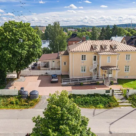 酒店 Lillan & Koek 坦佩雷