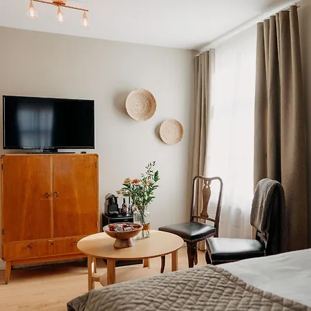 Lillan Hotel&kök Hotell 4*